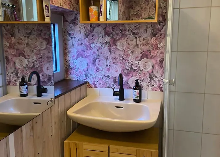 Familienzeit Am Wald, Sauna, Spielesammlung 公寓